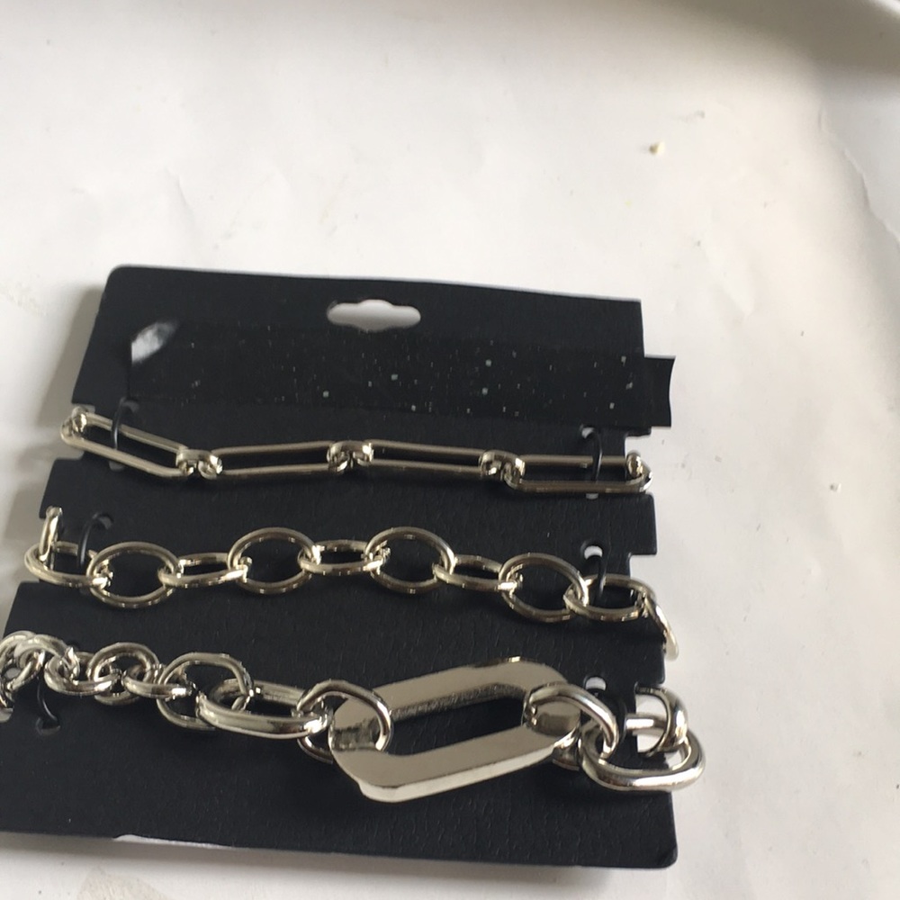 Bracelet